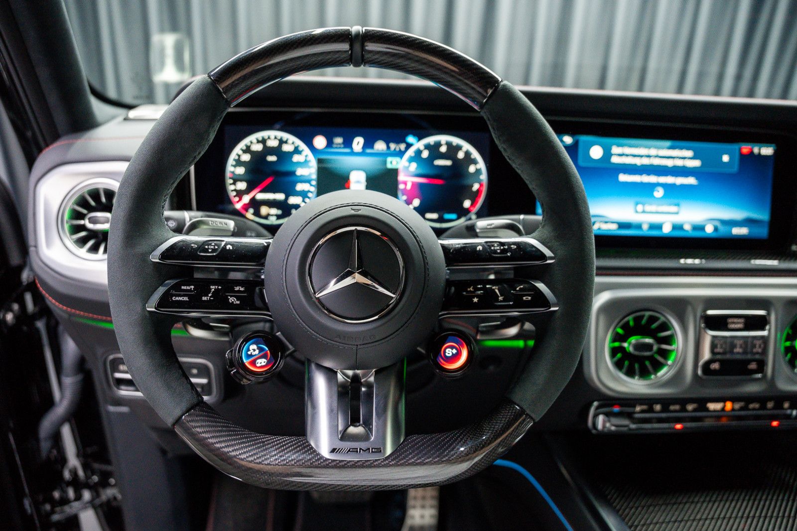 Fahrzeugabbildung Mercedes-Benz G 63 AMG Performance*Superior*A22*Carbon*2025