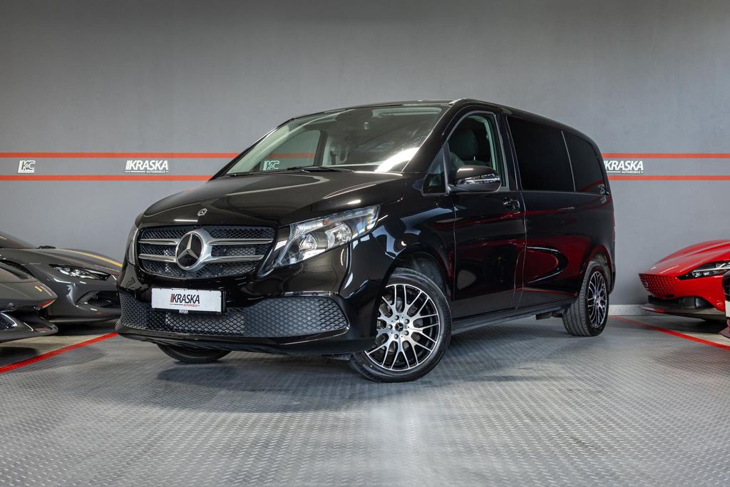 Mercedes-Benz V 220