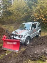 Suzuki Jimny Winterdienst - gebrauchte Suzuki Jimny aus dem Jahr 2012
