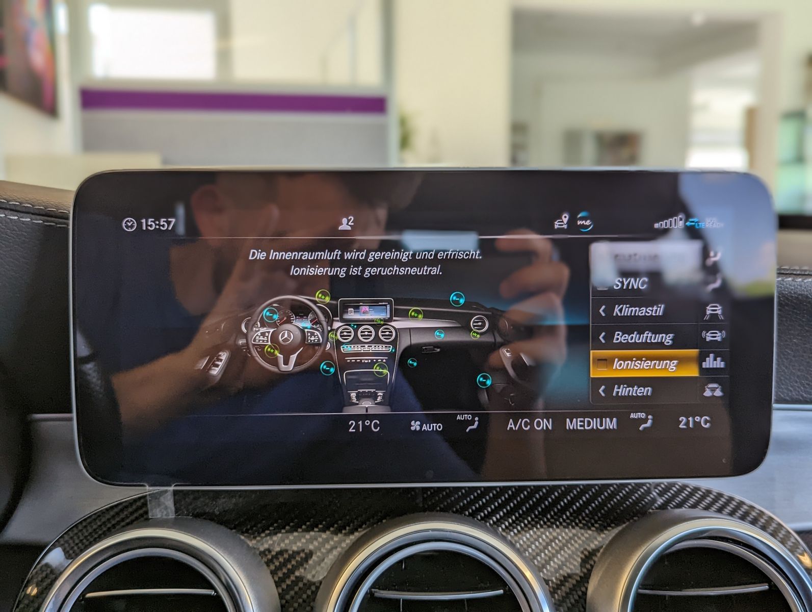 MERCEDES-BENZ C 300 d AMG Multbeam Burmester Memory designo 19 - Image 27