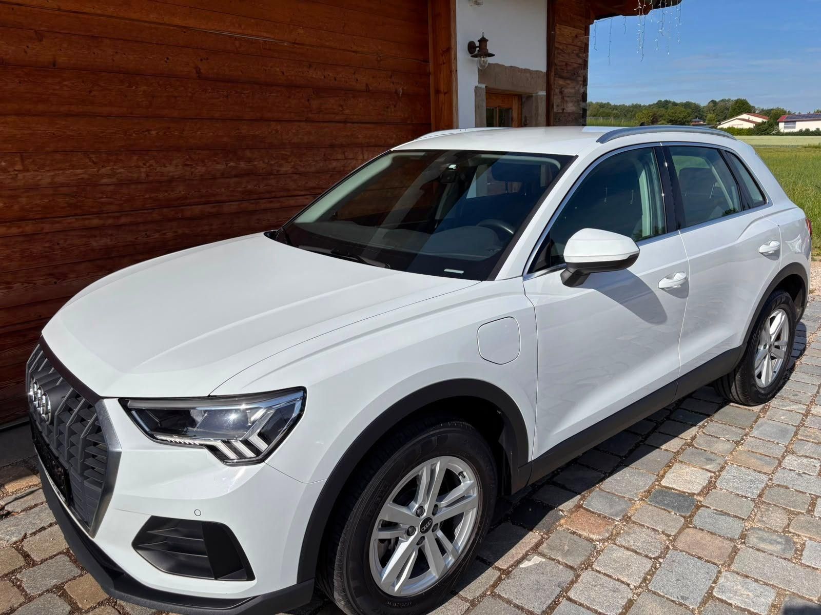 AUDI Q3 Hybrid, RFK, LED, connect, Spurwechsel, Navi,
