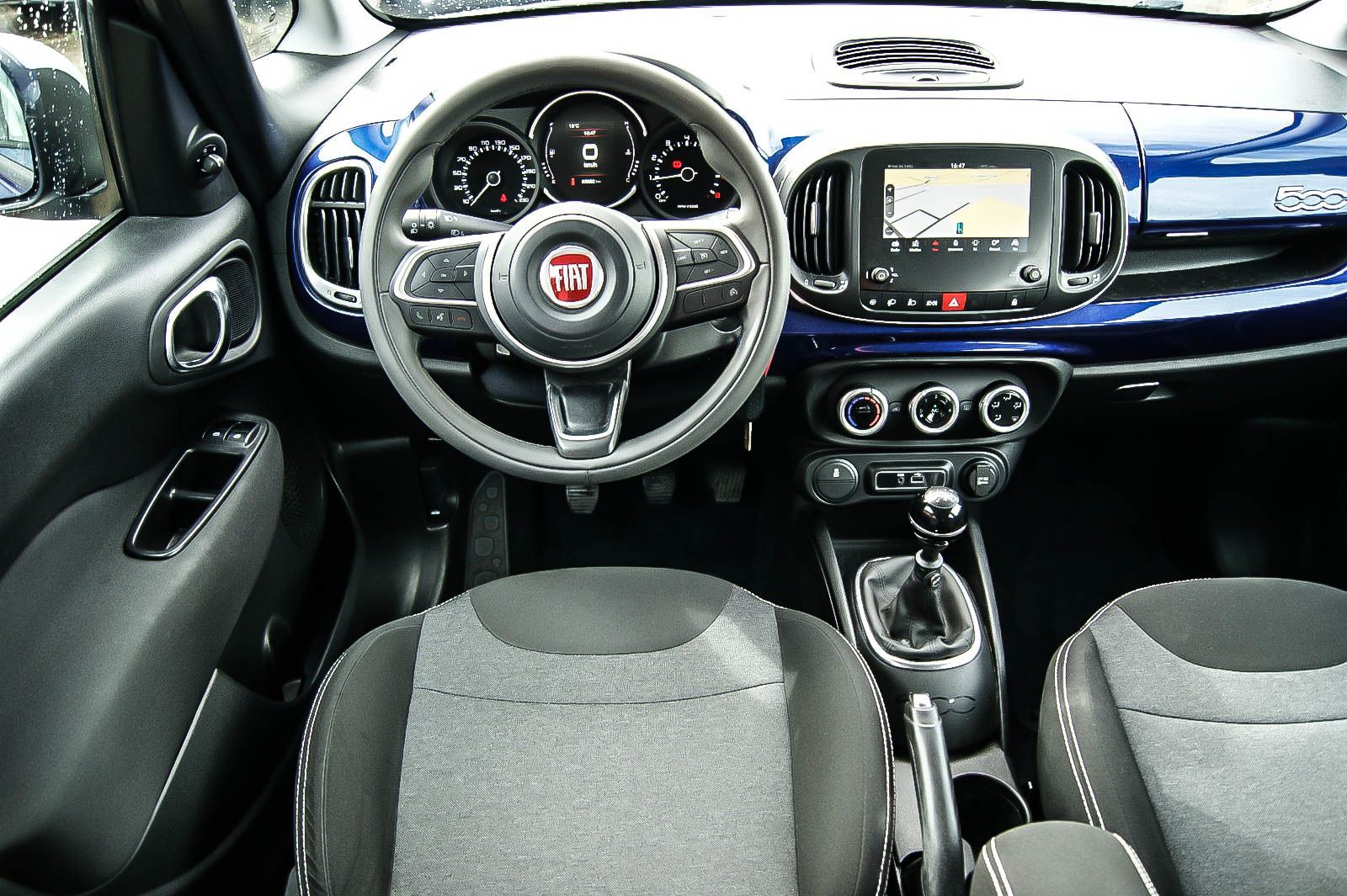 Fahrzeugabbildung Fiat 500 L 1.4T-Jet URBAN Pop-Star NAVI PDC 1.HAND