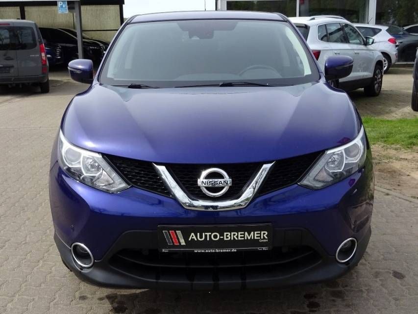 Fahrzeugabbildung Nissan Qashqai 1,2 DIG-T Acenta Navi RFK