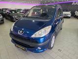 Peugeot 1007 Premium Klima Elek.Türen Tüv optische mänge - gebrauchte Peugeot 1007 aus dem Jahr 2006