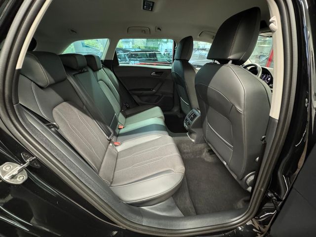 Leon ST 1.5 eTSI 110kW DSG ACC/ NAV/ RFK/LED/FLA