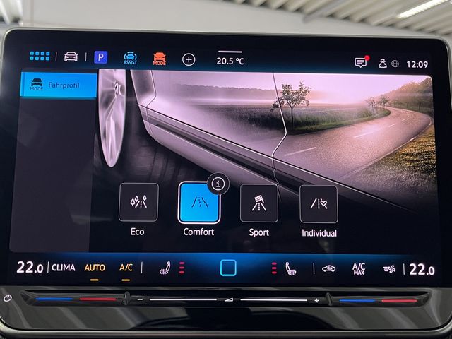 Golf VIII R-Line 1.5 eTSI DSG