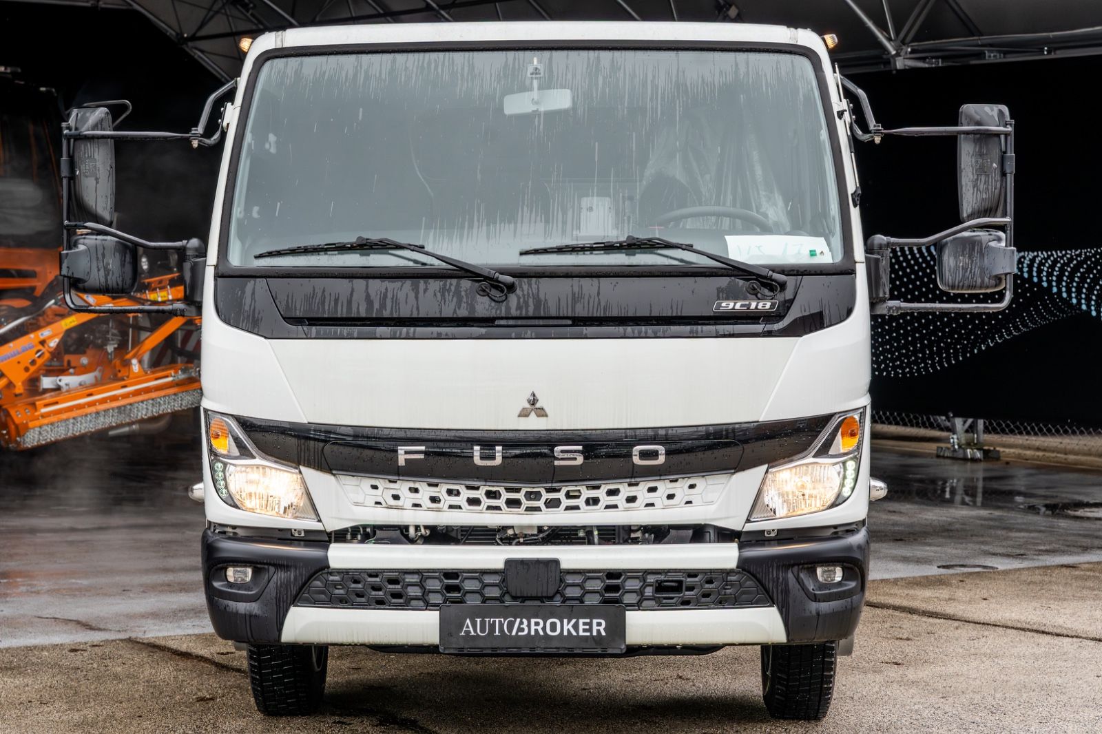 Mitsubishi  – Ansicht 2