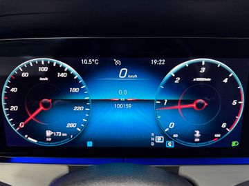 Mercedes E 200 - 3