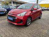 Hyundai i10 1.2 Trend/NAVI/SITZHEIZUNG/GARANTIE/CARPLAY/ - Hyundai i10 Gebrauchtwagen in Köln