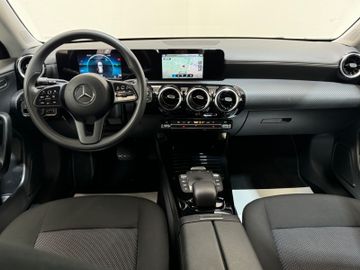 Mercedes CLA 220 Shooting Brake - 10