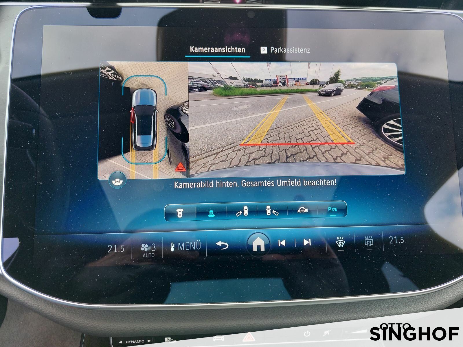 Fahrzeugabbildung Mercedes-Benz E 220 d T Avantgarde +Pano+Digital+Distronic+360