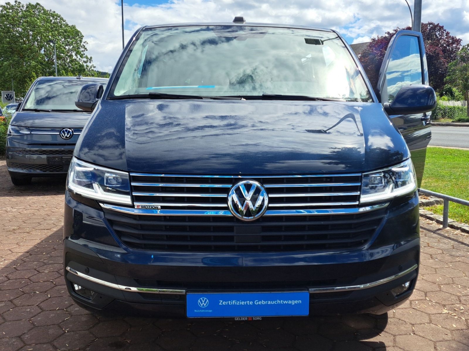 Volkswagen T6.1 Multivan Comfortline 2.0 TDI 4M RFK DCC AHK foto 22
