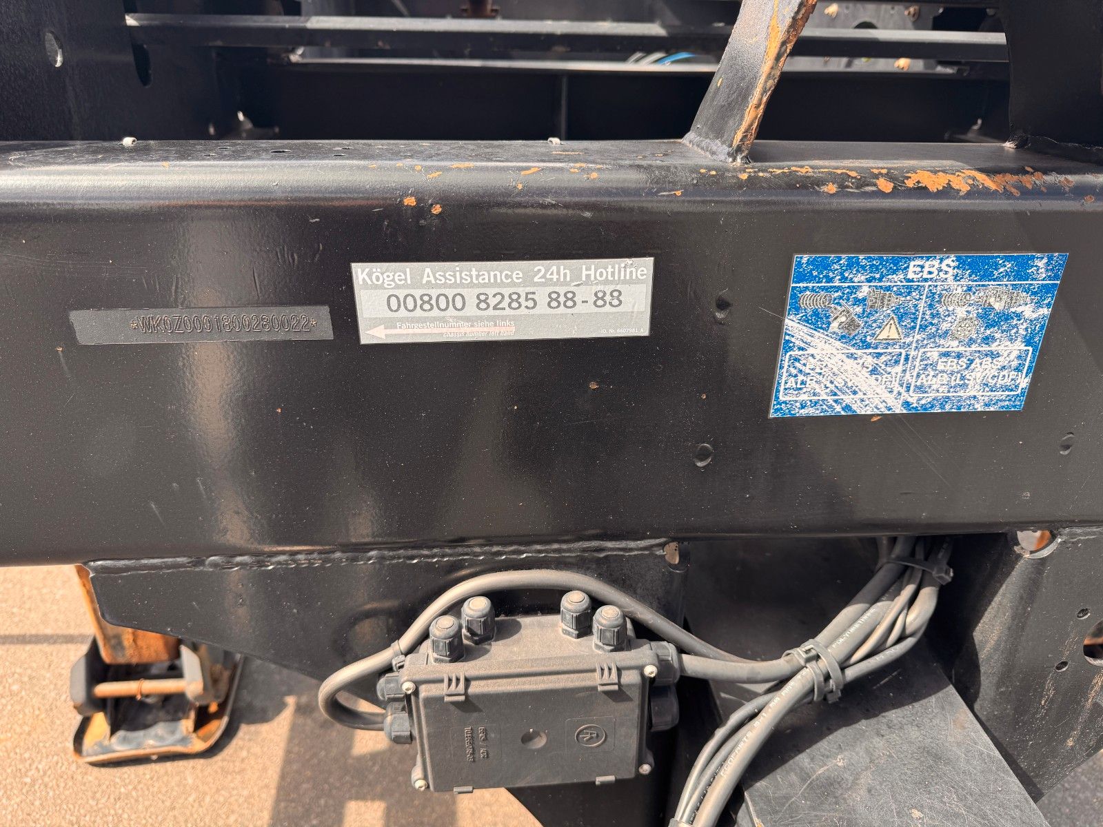 Fahrzeugabbildung Kögel ZW 18 Lafette SAF Achsen 15.910kg Nutzlast