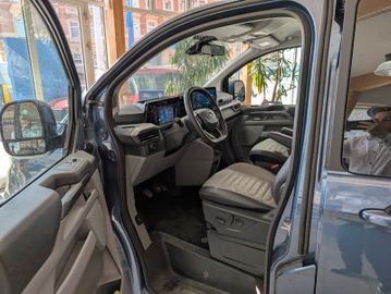 Ford Tourneo Custom Tit. 2.0 L2 NEUES MODELL SOFORT!