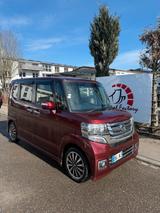Honda N BOX JF1 Custom Turbo JDM KEI CAR RHD - Honda e von privat