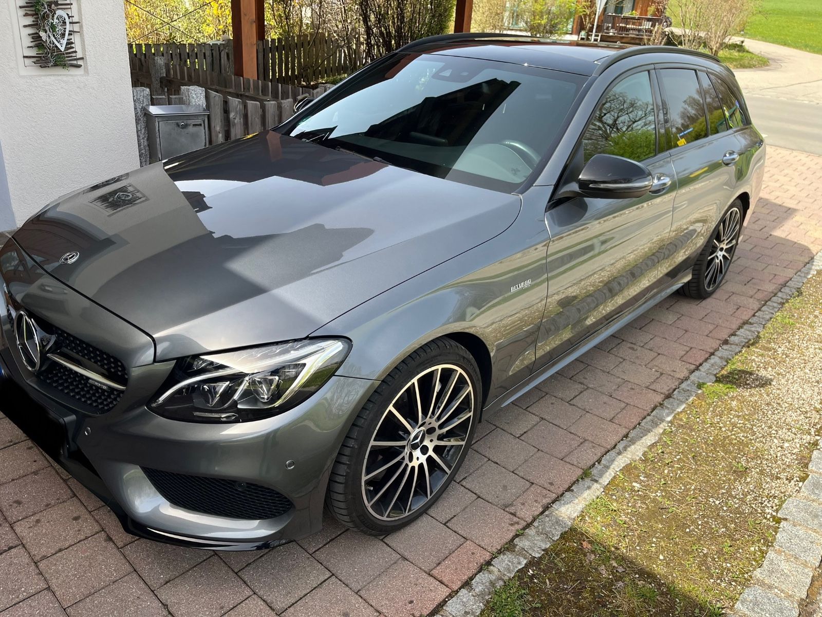 MERCEDES-BENZ C43 AMG Mercedes C43 4MATIC 8 fach bereift