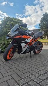 KTM RC 390 - KTM RC