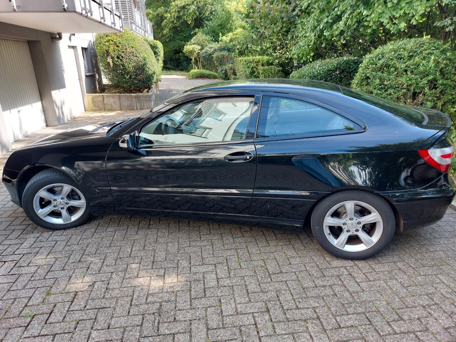 Mercedes-Benz CLC 200