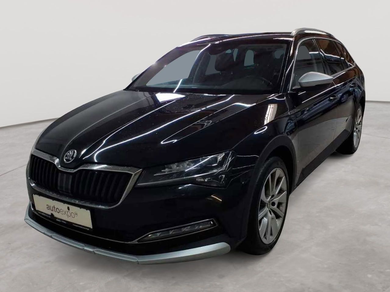Skoda Superb Combi 4x4 Scout AHK STH ACC imagem 2