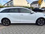 Kia cee'd / Ceed 1.6 GDI Plug-In Hybrid Platinum... - Kia cee'd / Ceed mit Hybrid-Antrieb: Kombi