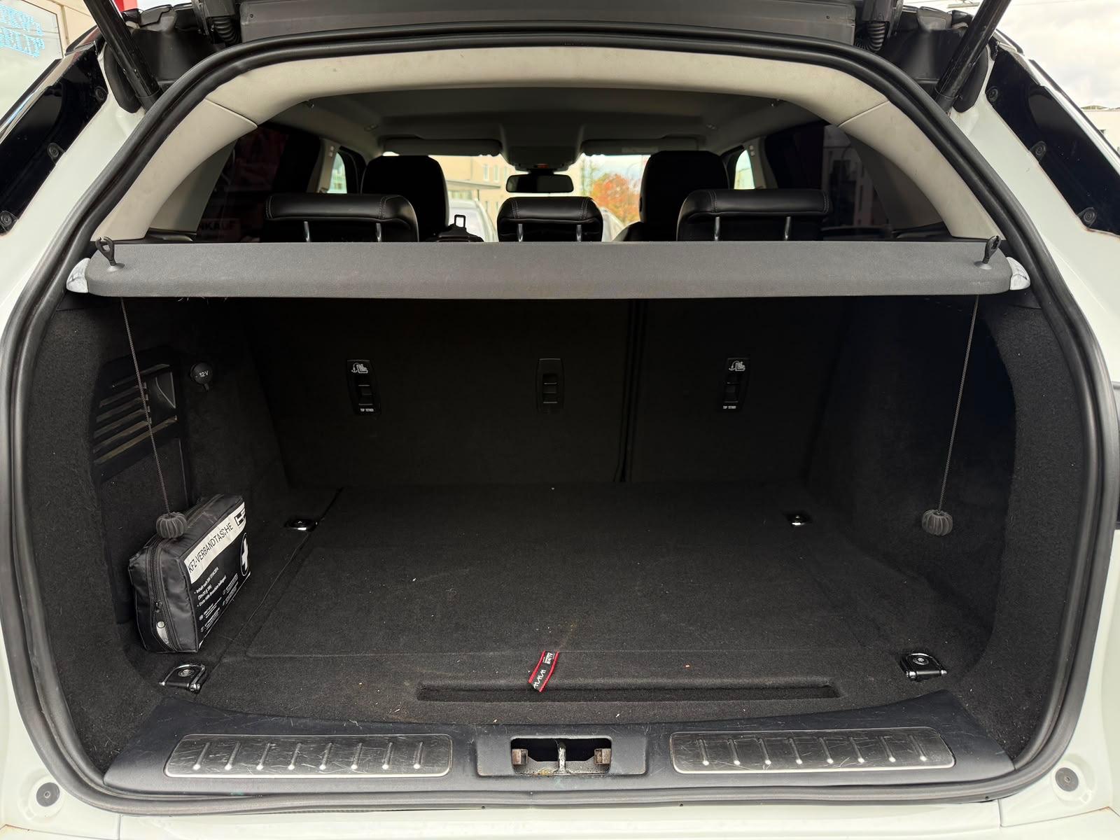 Land Rover Range Rover Evoque HSE Dynamic NAVI/XENON/LEDER