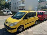 Peugeot 1007 1.4 Benzin - Peugeot 1007: 1.4