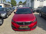 Peugeot 308 Allure - Peugeot 308 mit Benzin-Antrieb: Kleinwagen