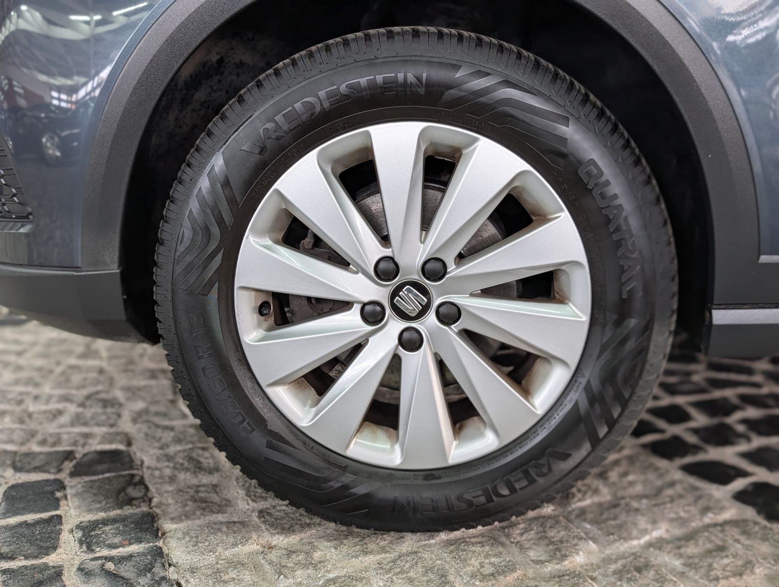 Fahrzeugabbildung SEAT Arona Xcellence FULL-LINK LED KESSY SHZ TEMP ALU