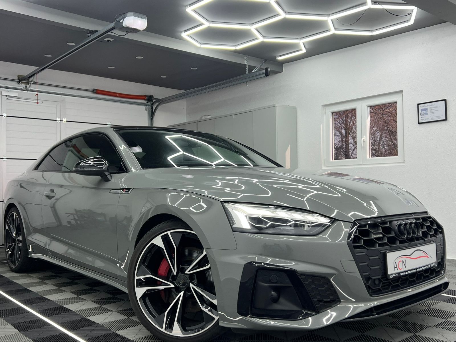 Fahrzeugabbildung Audi A5 Coupe 50 TDI Quattro Edition One S-LINE PLUS