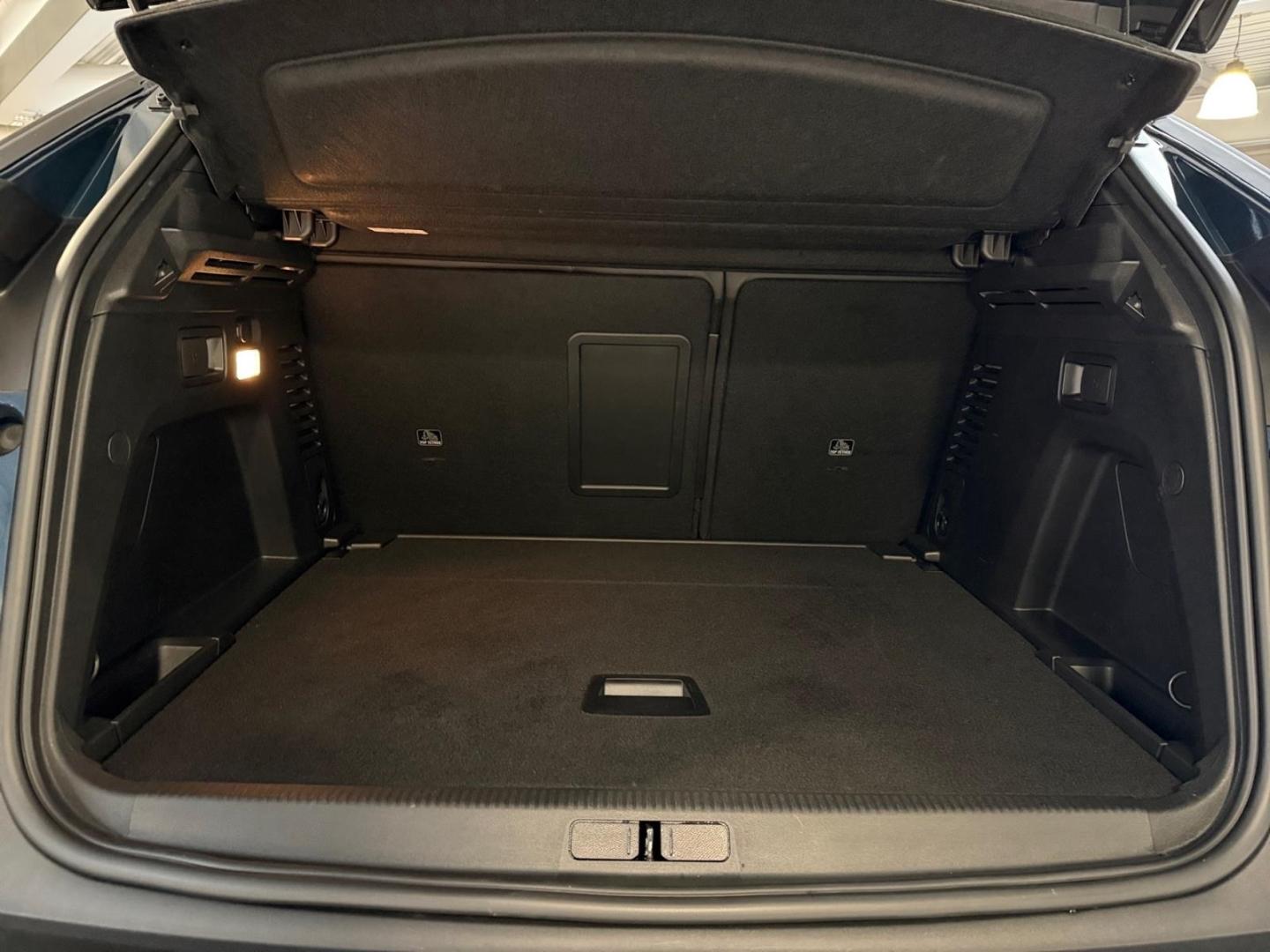 Peugeot 3008 Allure Pack 130 Automatik-EAT8 Navi Klima