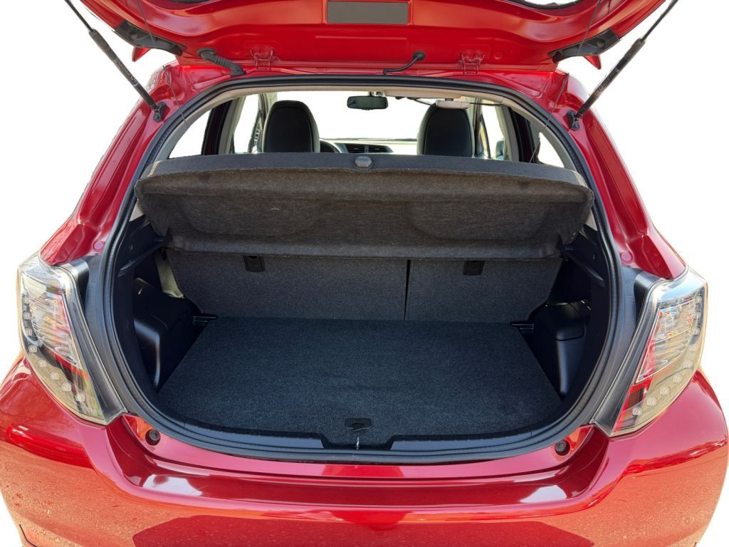 Fahrzeugabbildung Toyota Yaris Hybrid 1.5 VVT-i Club