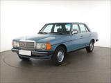 Mercedes-Benz W123 230 E 1982 , Leder - Mercedes-Benz 230: 230e