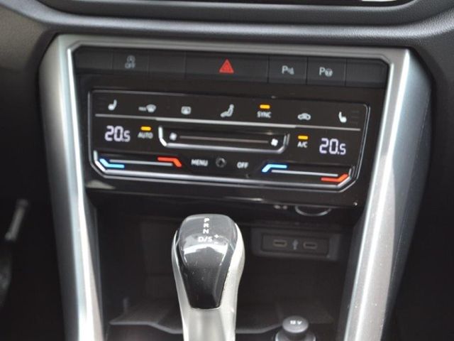 T-Roc 2.0 TDI DSG Life IQ.DRIVE-PAKET/LED/NAVI+V