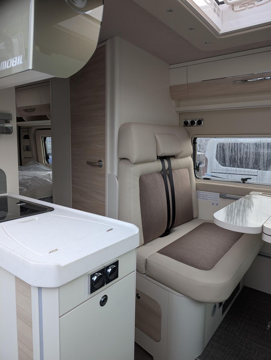 Fahrzeugabbildung Eura Mobil Van V 595 HB Markise, Automatik, Fahrassistenzp.