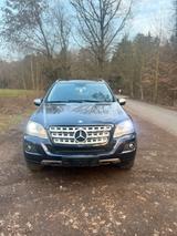 Mercedes-Benz Mercedes ML 300CDI Facelift - Mercedes-Benz ML 300: Cdi