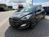 Hyundai i30 blue Premium - Hyundai i30 Premium mit Diesel-Antrieb