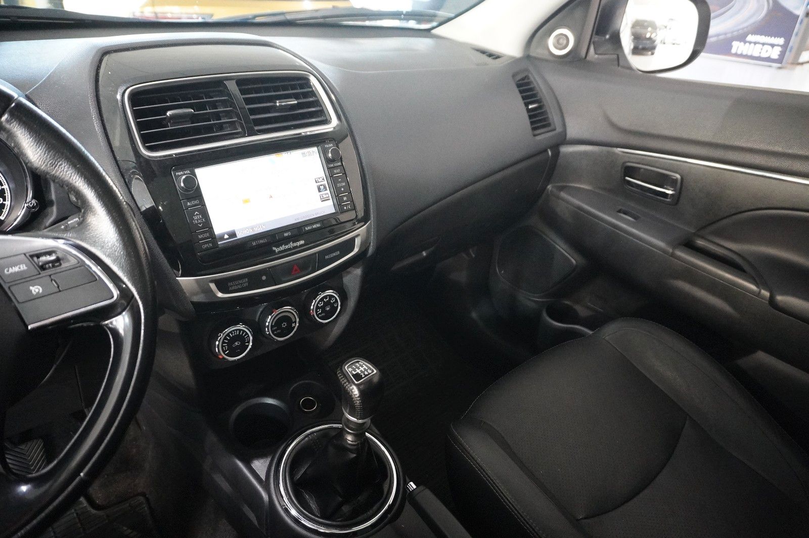 Fahrzeugabbildung Mitsubishi ASX 1.6D TOP 2WD NAVI/LED/KAMERA/PANO./SHZ/AHK