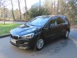BMW 218i Gran Tourer, Bremsen/Reifen neuw. *AHK*HUD*