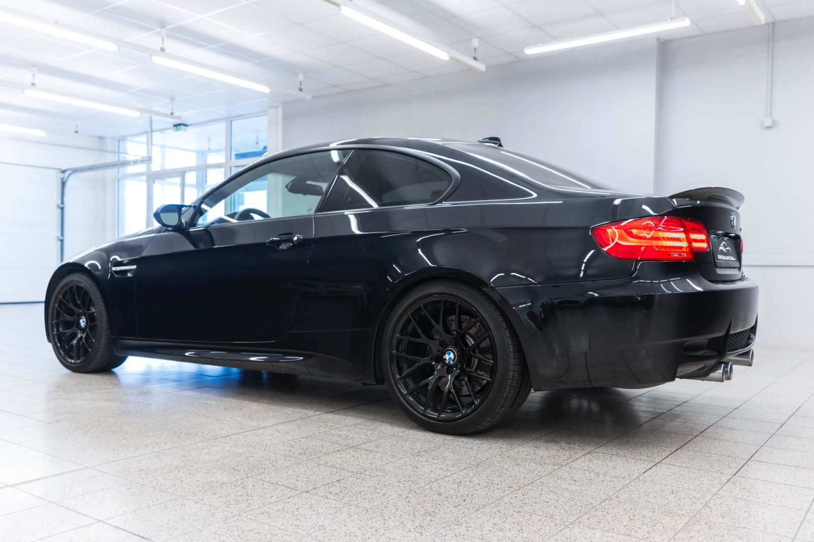 Fahrzeugabbildung BMW M3 Coupé Competition Paket CARBON AUDIO PDC NAV