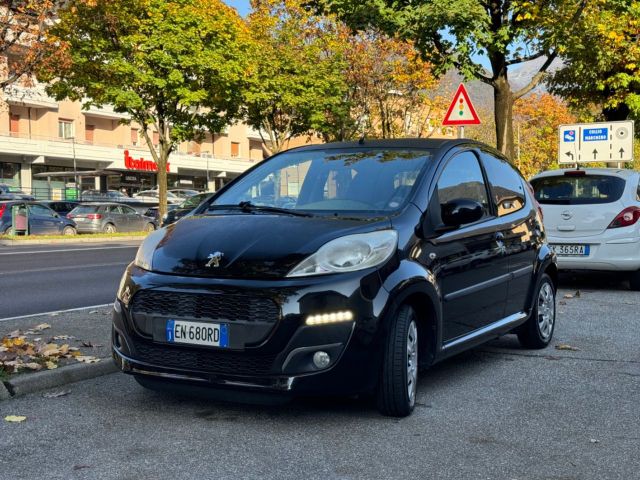 Peugeot 107 1.0 5p. Superga - NEOPATENTATI - GOM