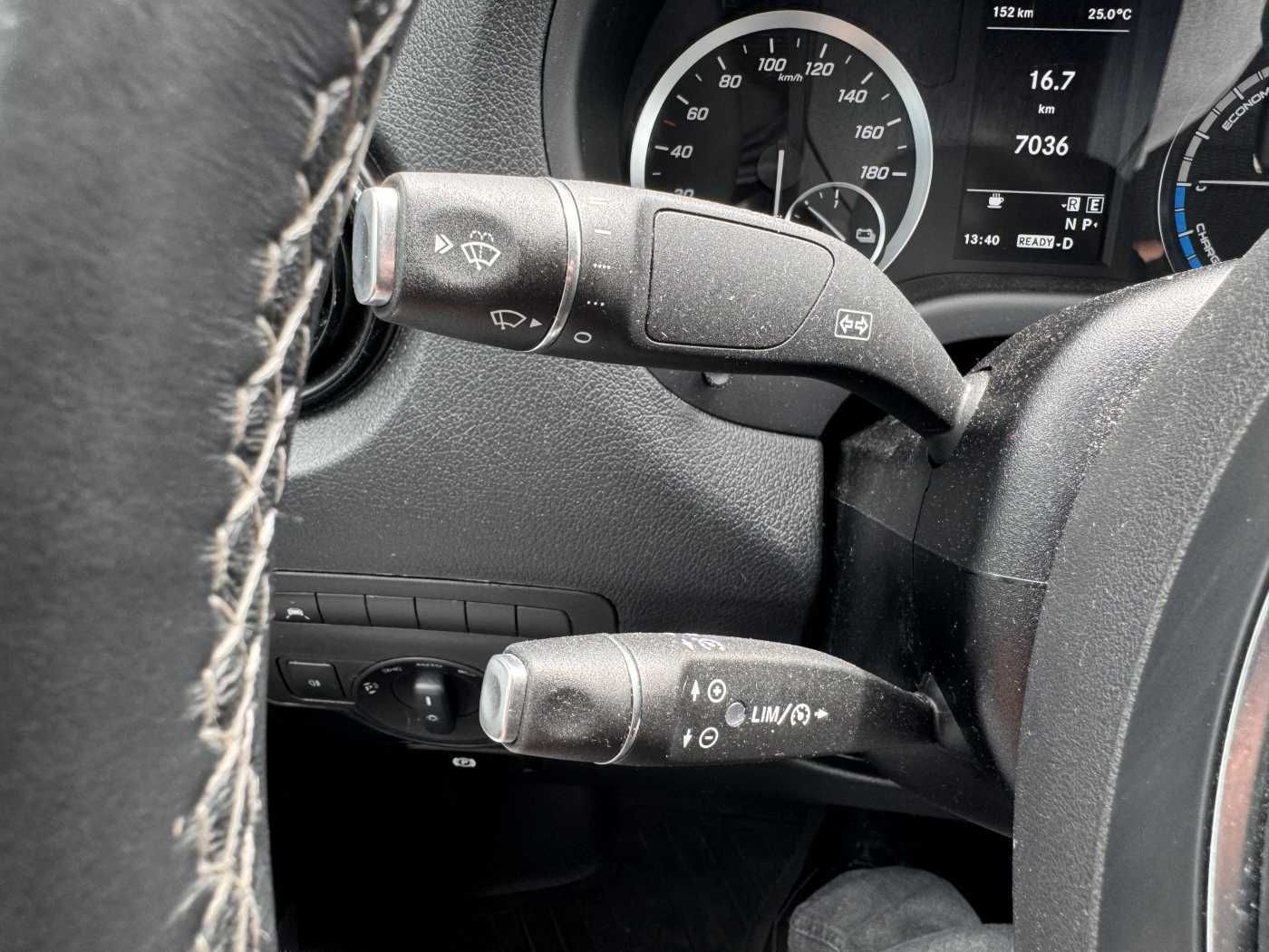 Fahrzeugabbildung Mercedes-Benz eVito 112 Klima Kamera Navi SHZ Tempomat