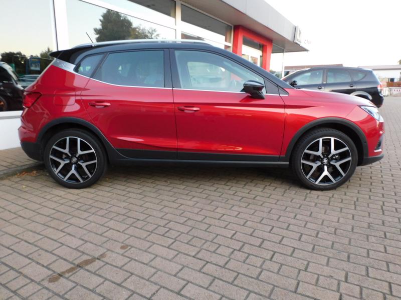 Seat Arona FR 1.5 TSI  150PS  Navi  LED  Alcantara  P