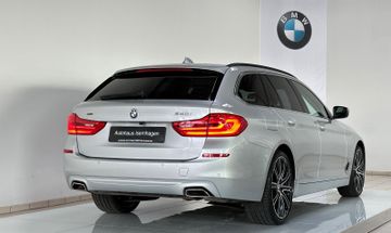 Fahrzeugabbildung BMW 540i xD DAB Alarm 360°H/K HUD 20" LiveCockpitPro