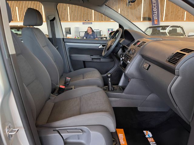 Volkswagen Touran Conceptline *KLIMA*TEMPOMAT*SZHZ*