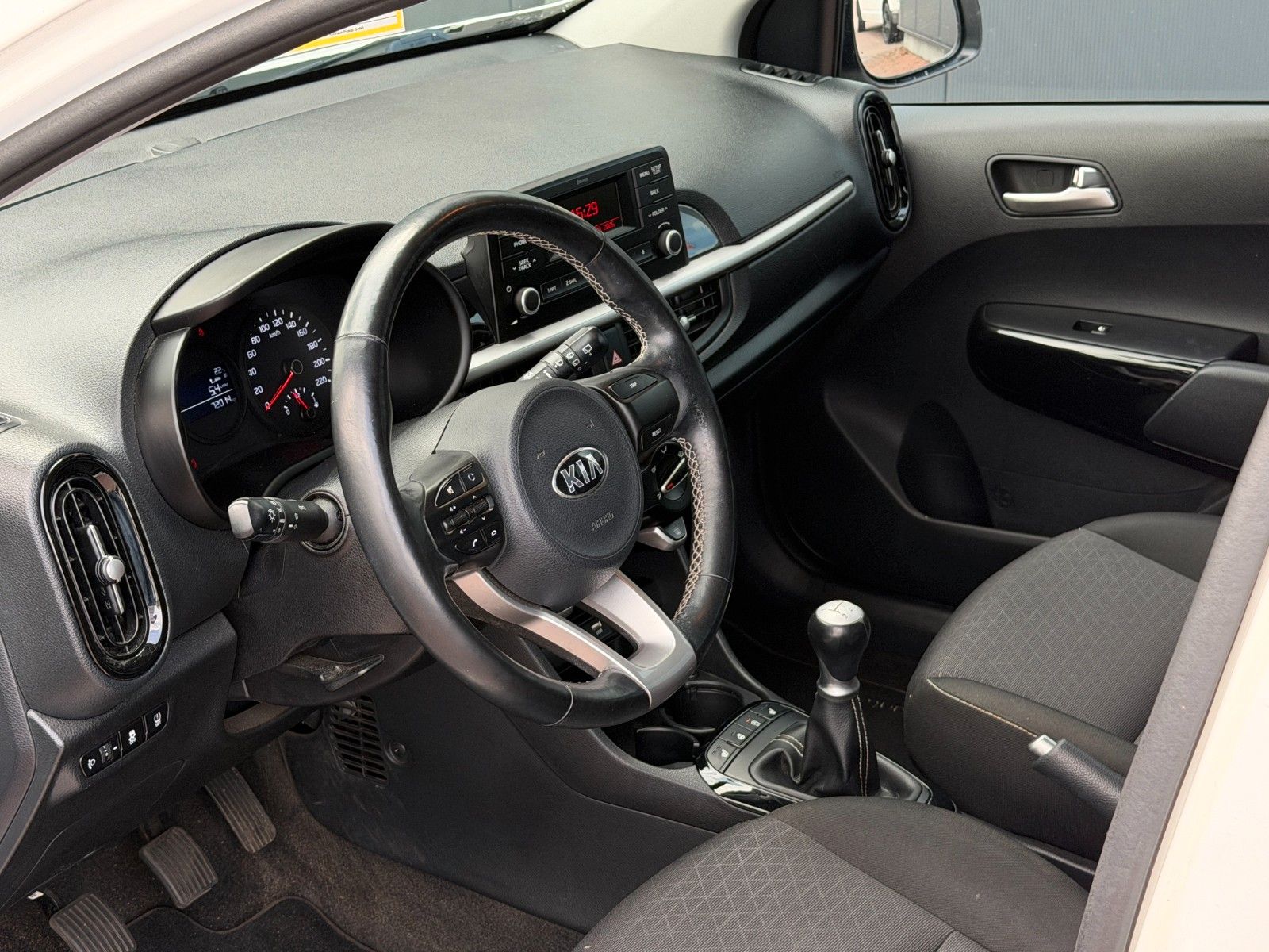 Fahrzeugabbildung Kia Picanto 1.0 Dream-Team Edition *Klima*Allwetter*