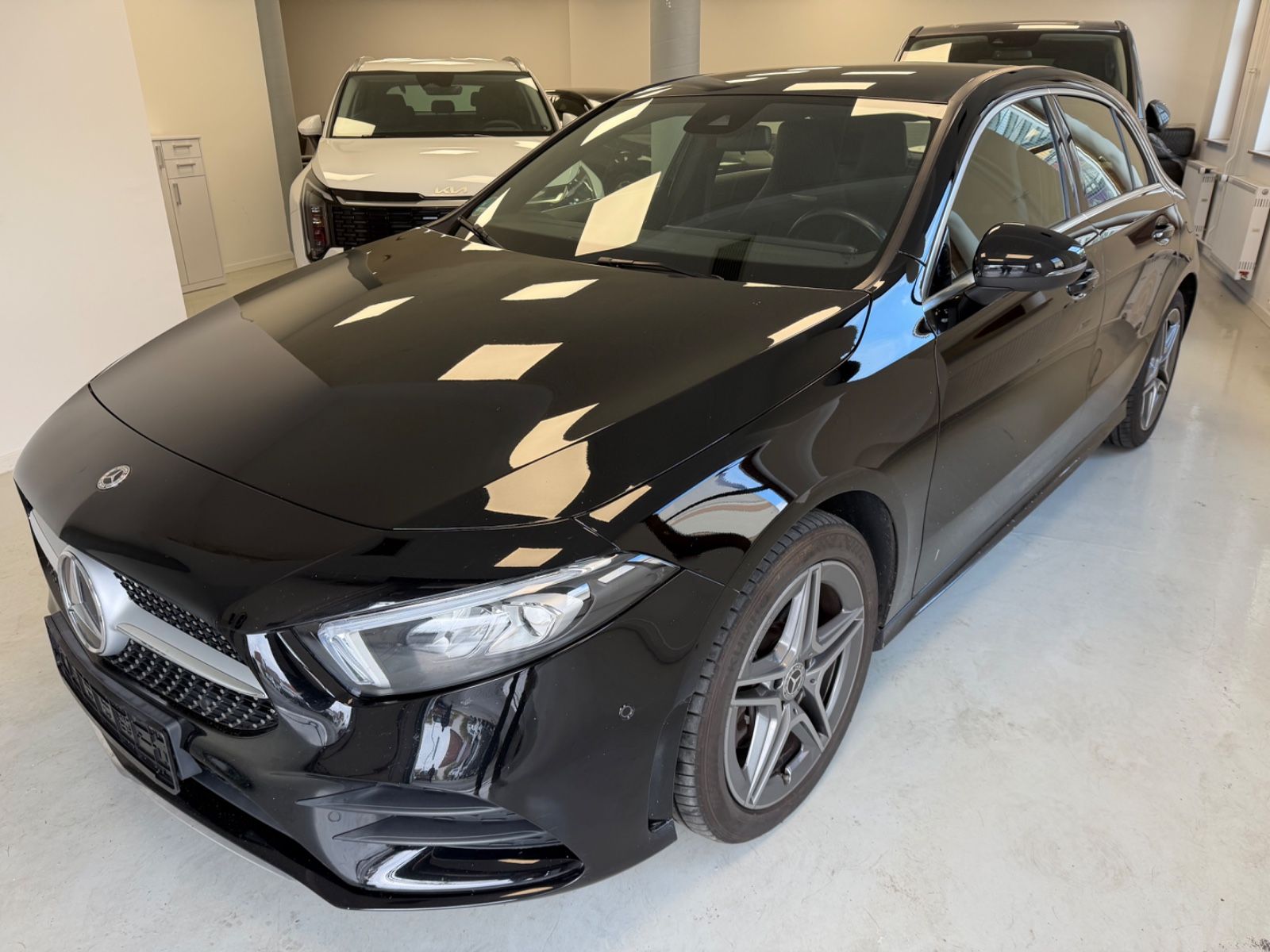 Mercedes-Benz A 250 e*AMG LINE*NIGHT*AMBIENTE*