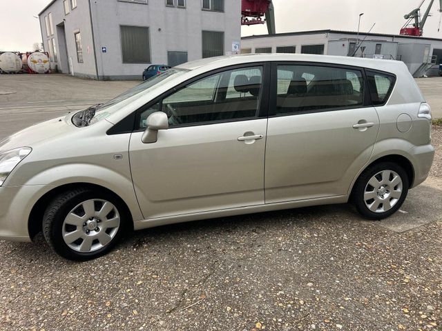 Toyota  Verso