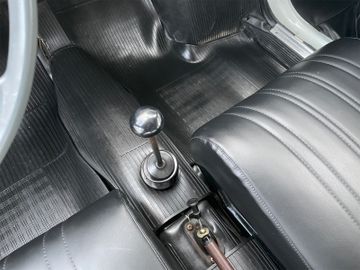 Seat 600-E *mtl. 105€*