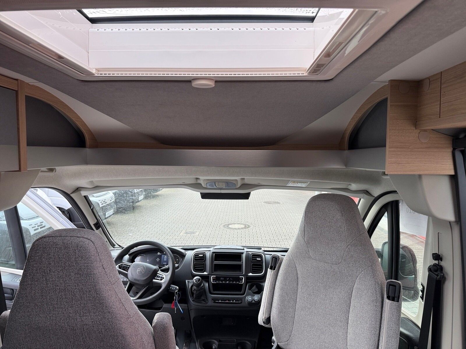 Fahrzeugabbildung Pössl Trenta 640 Citroen 140 PS Isofix, Maxi,ACC