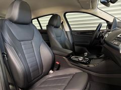 Fahrzeugabbildung BMW X4 xDrive 30d -- AHK/ Innovation/ Memory/ Leder